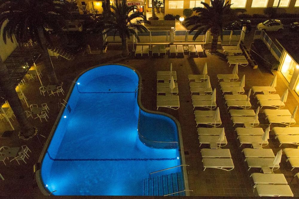 Hotel Anba Romani